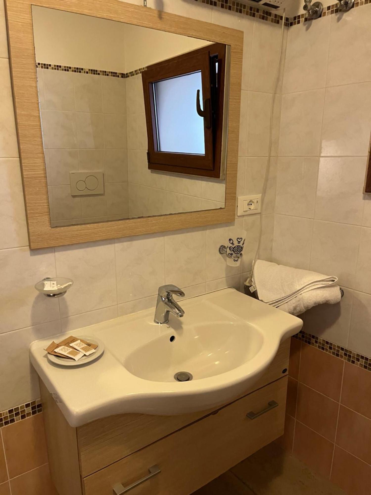 Suite San Francesco Гроталие Екстериор снимка